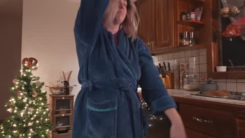 Snapshot of tantric_eden_ chatting on 12.15.24 Lilith Eden sometimes Eve online show from 12.15.24