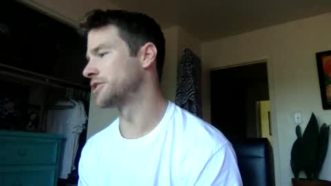 Dr. Love online show from 10.26.25