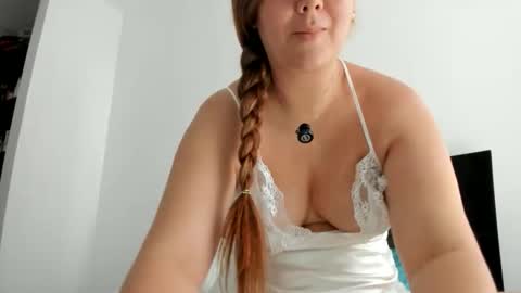 tara__ online show from 04.19.26