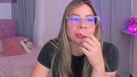 taragreyt_ online show from 07.29.26