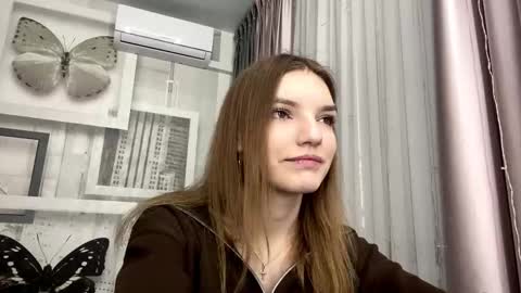 Mia online show from 03.07.26