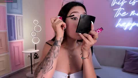 Tara Lawrence online show from 02.08.26