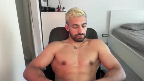 tarquit8 online show from 09.13.25