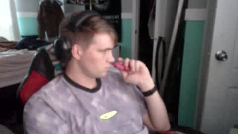 Snapshot of tarus333 chatting on 10.29.25 tarus333 online show from 10.29.25