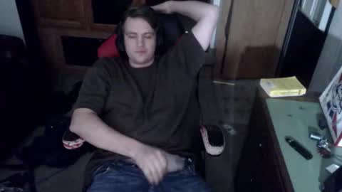 Snapshot of tarus333 chatting on 02.26.26 tarus333 online show from 02.26.26