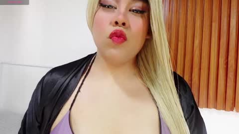 Snapshot of tasha_gatti chatting on 05.10.26 instagram Gattitasha online show from 05.10.26