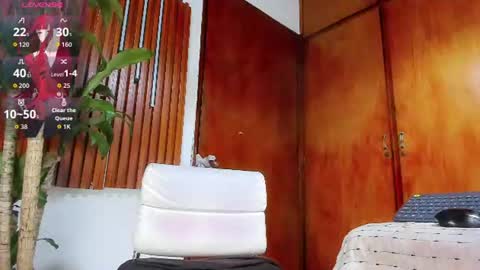 Snapshot of tasha_gatti chatting on 06.14.26 instagram Gattitasha online show from 06.14.26