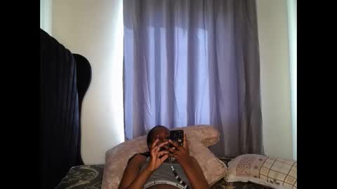 Snapshot of tasha_kimmy chatting on 09.22.25 Ireen online show from 09.22.25