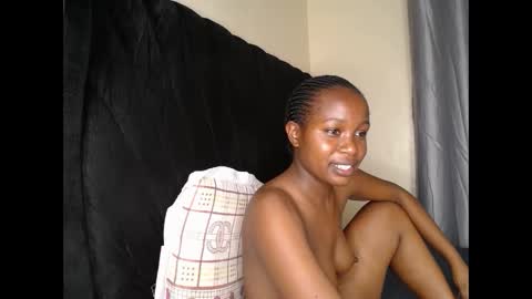 Snapshot of tasha_kimmy chatting on 10.02.25 Ireen online show from 10.02.25