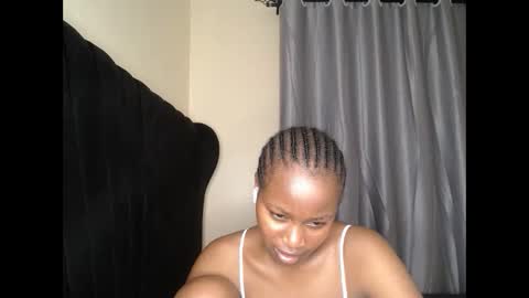 Snapshot of tasha_kimmy chatting on 10.24.25 Ireen online show from 10.24.25