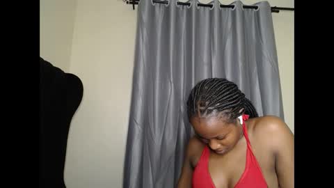 Snapshot of tasha_kimmy chatting on 11.28.25 Ireen online show from 11.28.25