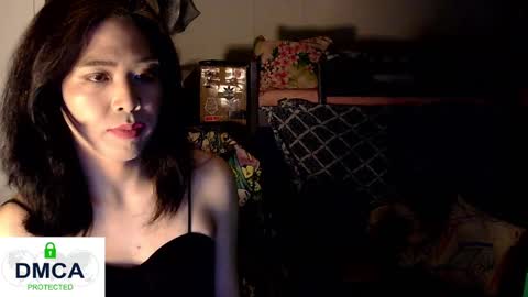 Snapshot of tashakai chatting on 01.05.25 TashaKai online show from 01.05.25