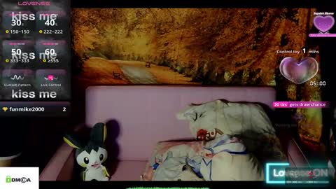 Snapshot of tashakai chatting on 11.14.25 TashaKai online show from 11.14.25