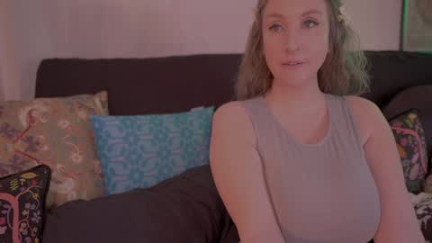 Snapshot of task_manager chatting on 12.29.24 Vivian Clark online show from 12.29.24