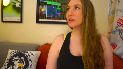 Snapshot of task_manager chatting on 10.19.25 Vivian Clark online show from 10.19.25