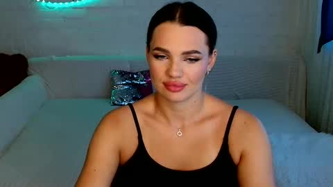 tasty_babyy online show from 09.09.25