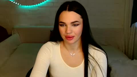 tasty_babyy online show from 11.10.25