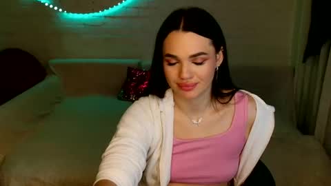 tasty_babyy online show from 11.18.25