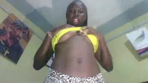 Snapshot of tat493864 chatting on 10.15.25 tat493864 online show from 10.15.25