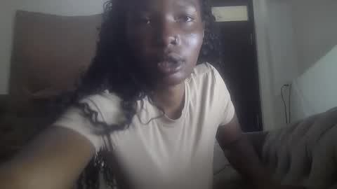 Snapshot of tatiana_254 chatting on 10.15.25 tatiana_254 online show from 10.15.25