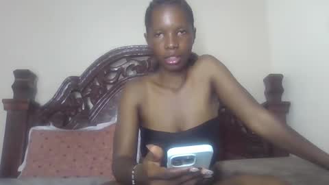 Snapshot of tatiana_254 chatting on 10.30.25 tatiana_254 online show from 10.30.25