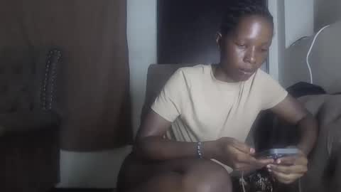 Snapshot of tatiana_254 chatting on 11.19.25 tatiana_254 online show from 11.19.25