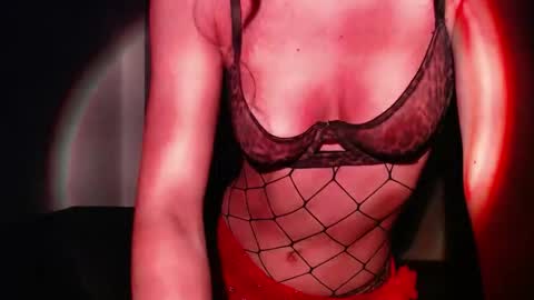 Snapshot of tatianaaah chatting on 11.15.25 Morgan online show from 11.15.25