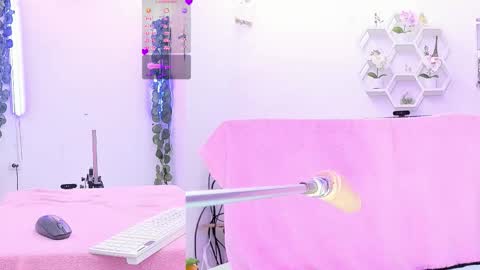 Snapshot of tatianasex_79 chatting on 10.31.25 tatianasex online show from 10.31.25