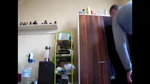 Snapshot of tatko874482 chatting on 12.15.25 Beliqnegar online show from 12.15.25