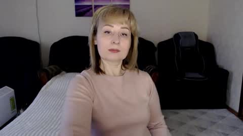 Snapshot of tattease chatting on 11.30.25 Tattease online show from 11.30.25