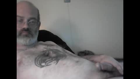 Snapshot of tattedpanther chatting on 11.22.25 tattedpanther online show from 11.22.25