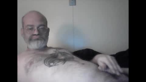 Snapshot of tattedpanther chatting on 12.15.25 tattedpanther online show from 12.15.25