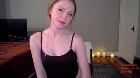 Snapshot of tatum__kahlo chatting on 01.15.26 TATUM ALL MY LINKS online show from 01.15.26