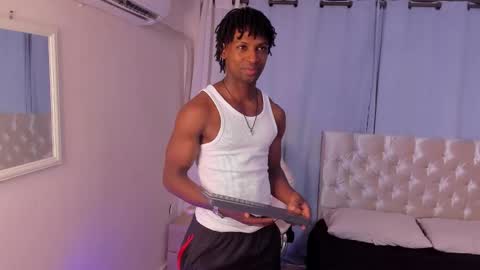 tau_montes online show from 11.06.25