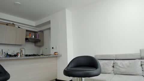  T A U R U S  online show from 09.13.25