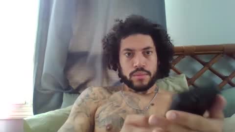 Snapshot of taurusbaeforever chatting on 09.10.25 taurusbaeforever online show from 09.10.25