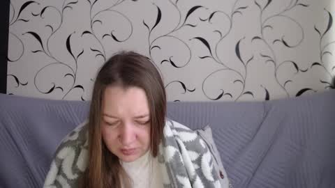 Snapshot of taxxxu chatting on 01.13.26 Diana online show from 01.13.26