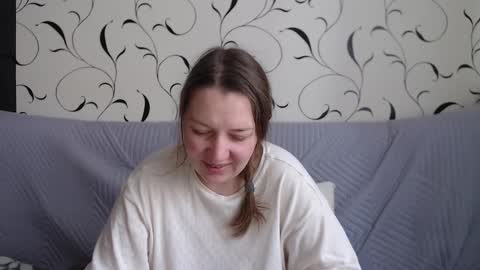 Snapshot of taxxxu chatting on 01.19.26 Diana online show from 01.19.26