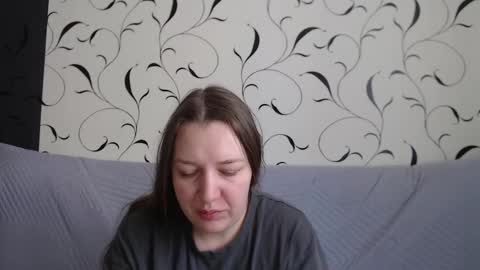 Snapshot of taxxxu chatting on 03.10.26 Diana online show from 03.10.26