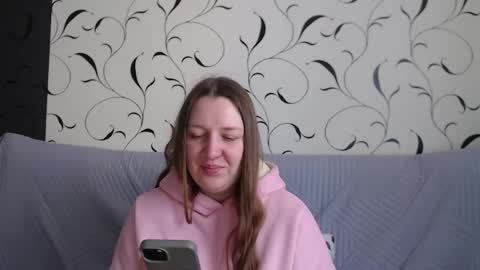 Snapshot of taxxxu chatting on 03.24.26 Diana online show from 03.24.26