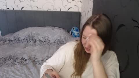 Snapshot of taxxxu chatting on 03.31.26 Diana online show from 03.31.26