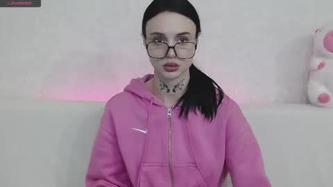 Taya online show from 10.28.25