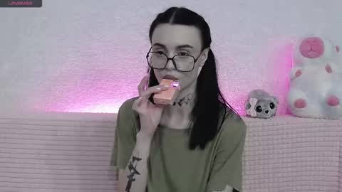 Taya online show from 11.26.25