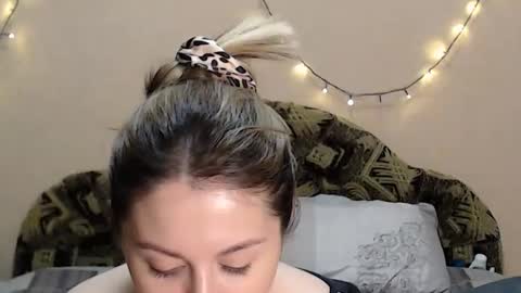 Taya online show from 04.30.26
