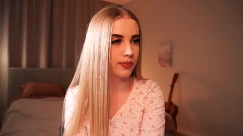 Taya online show from 03.15.26