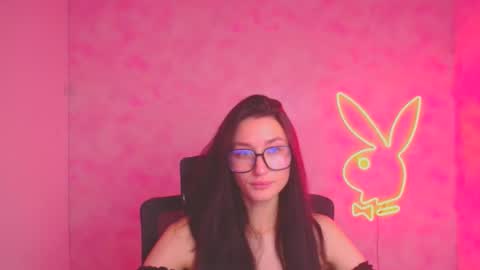 Taya online show from 11.22.25