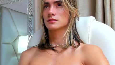 Snapshot of tayler_swift1 chatting on 01.18.25 tayler_swift1 online show from 01.18.25