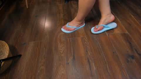 Taylor Bennet online show from 01.26.25