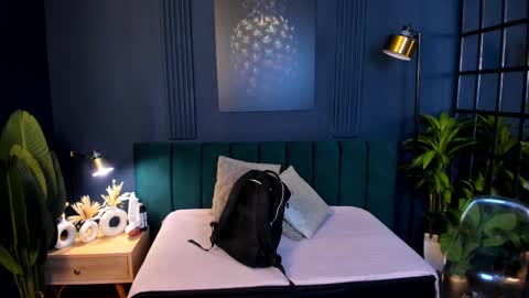 Taylor Bennet online show from 02.11.25