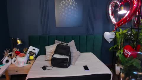 Taylor Bennet online show from 02.19.25